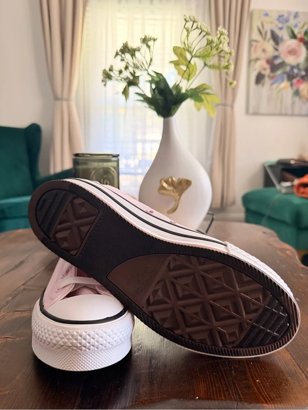 New-Converse Pink Kids' Chuck Taylor High Top Sneakers size-5